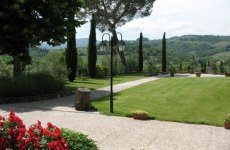 Visit Erboli residence's page in Cavriglia
