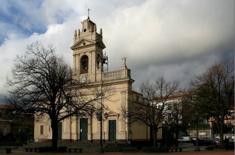 Piazza Belvedere di Milo - Chiesa Sant'Andrea